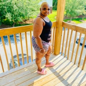 Meet your Posher, Evon